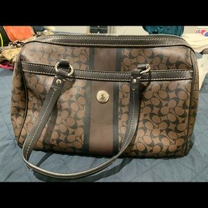 Coach shoulder bag